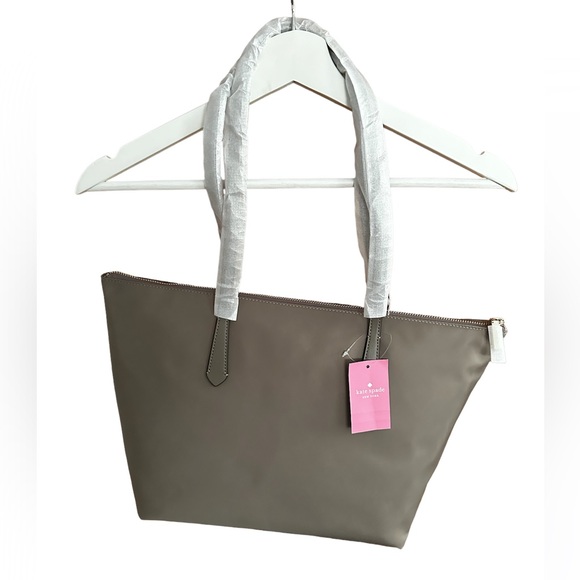 ✨✨ NWT KATE SPADE KITT NYLON TOTE ✨✨ - Picture 3 of 9